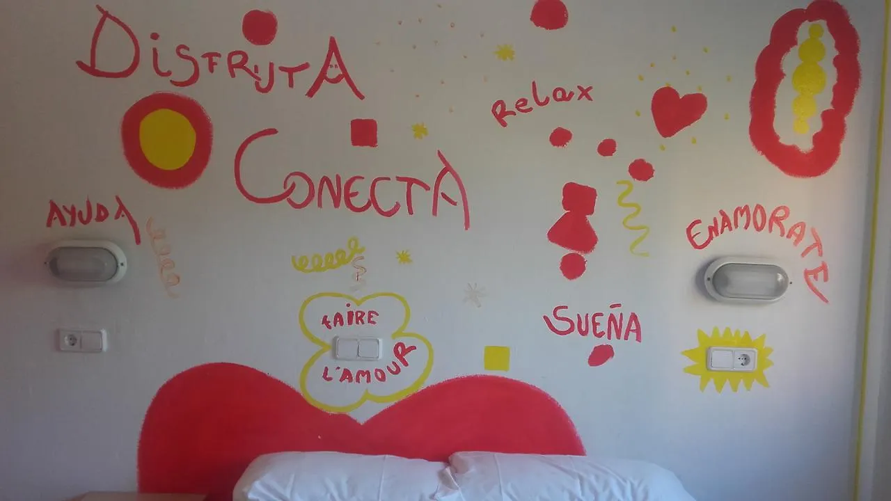 ゲストハウス Hostal サロウ スペイン